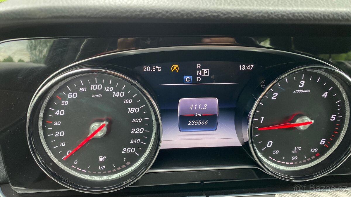 Mercedes Benz W213 E 220 CDI - 6
