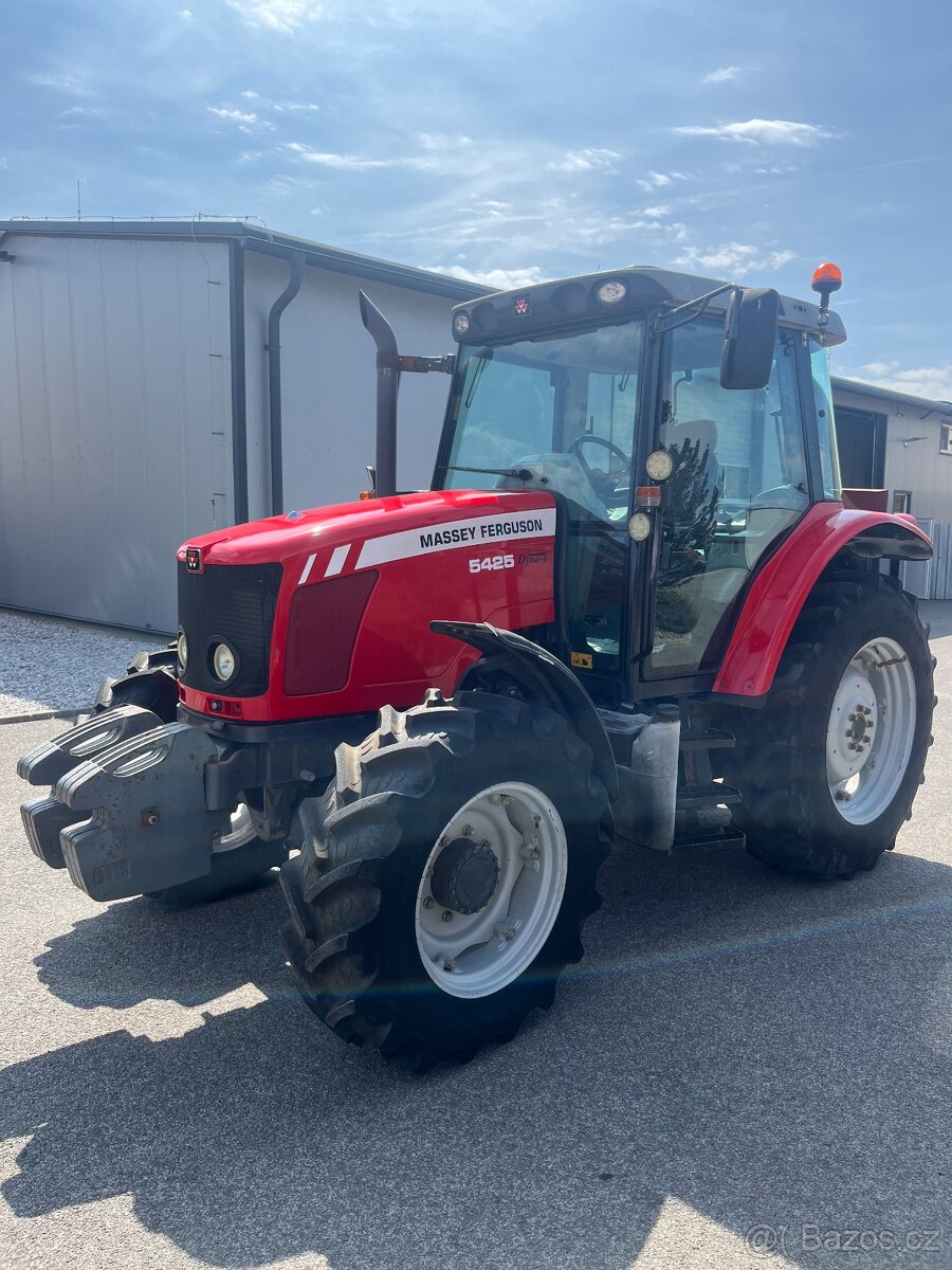 Massey Ferguson 5425 Dyna-4 - 6