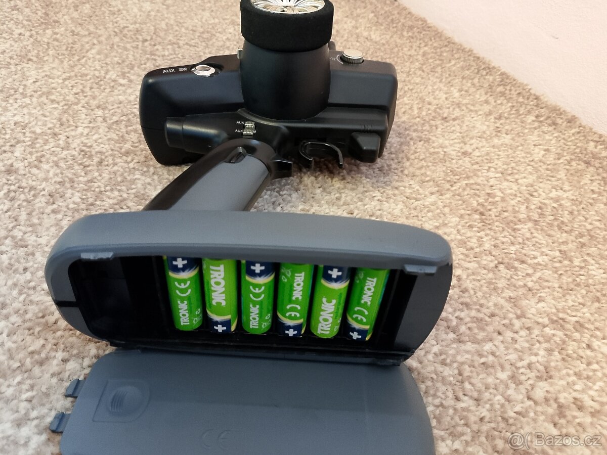 Ovladač na Wltoys 10428 1:10 - 6