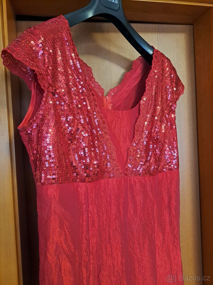 Elegantní plesové šaty - 6