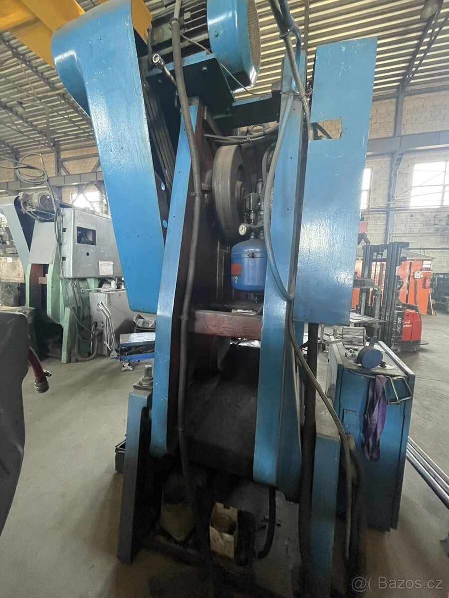 Výstředníkový lis SMERAL LEN 63 C - 6