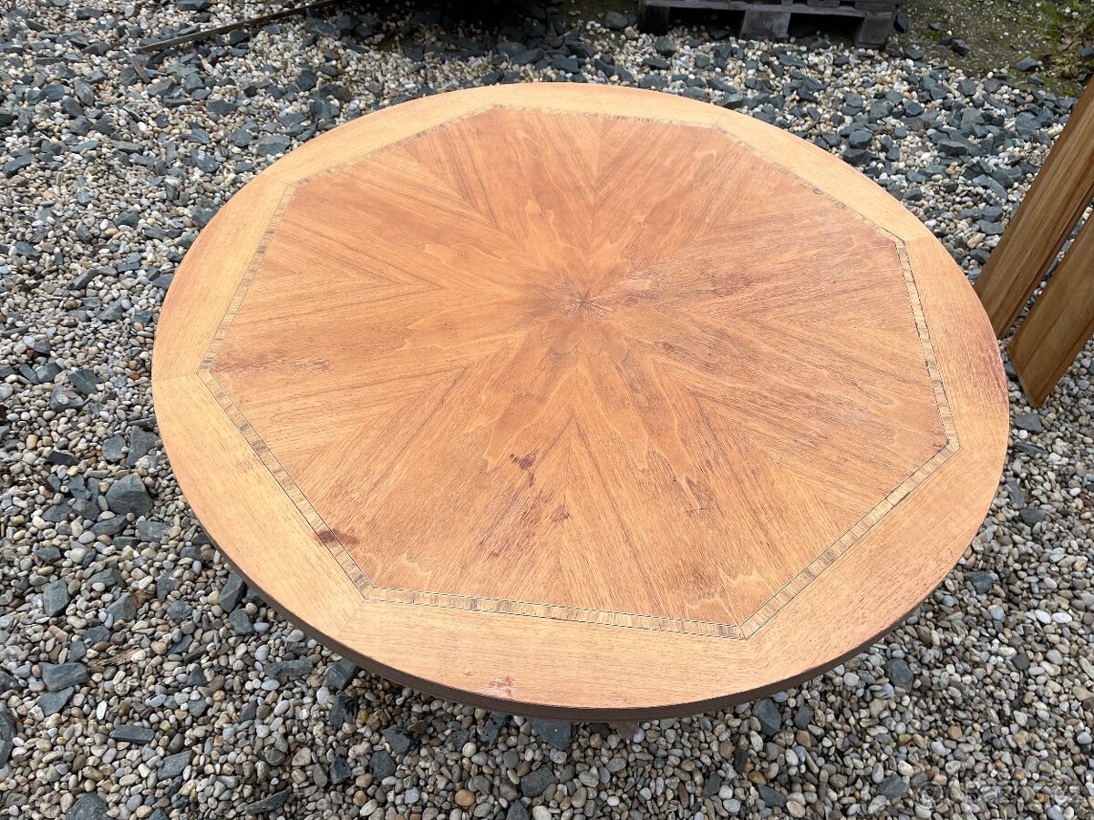 Kulatý konferenční stůl - 6