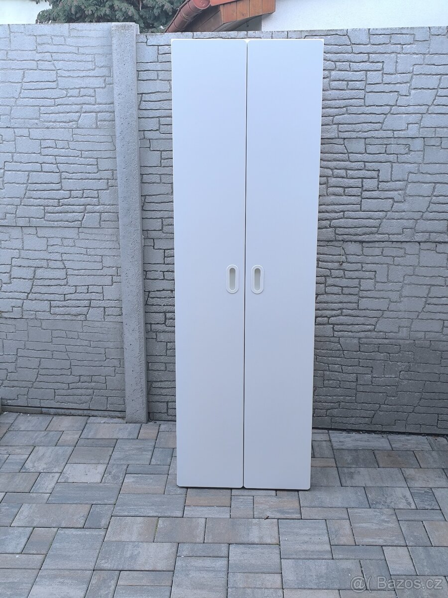Prodám šatní skříň IKEA STUVA - 6