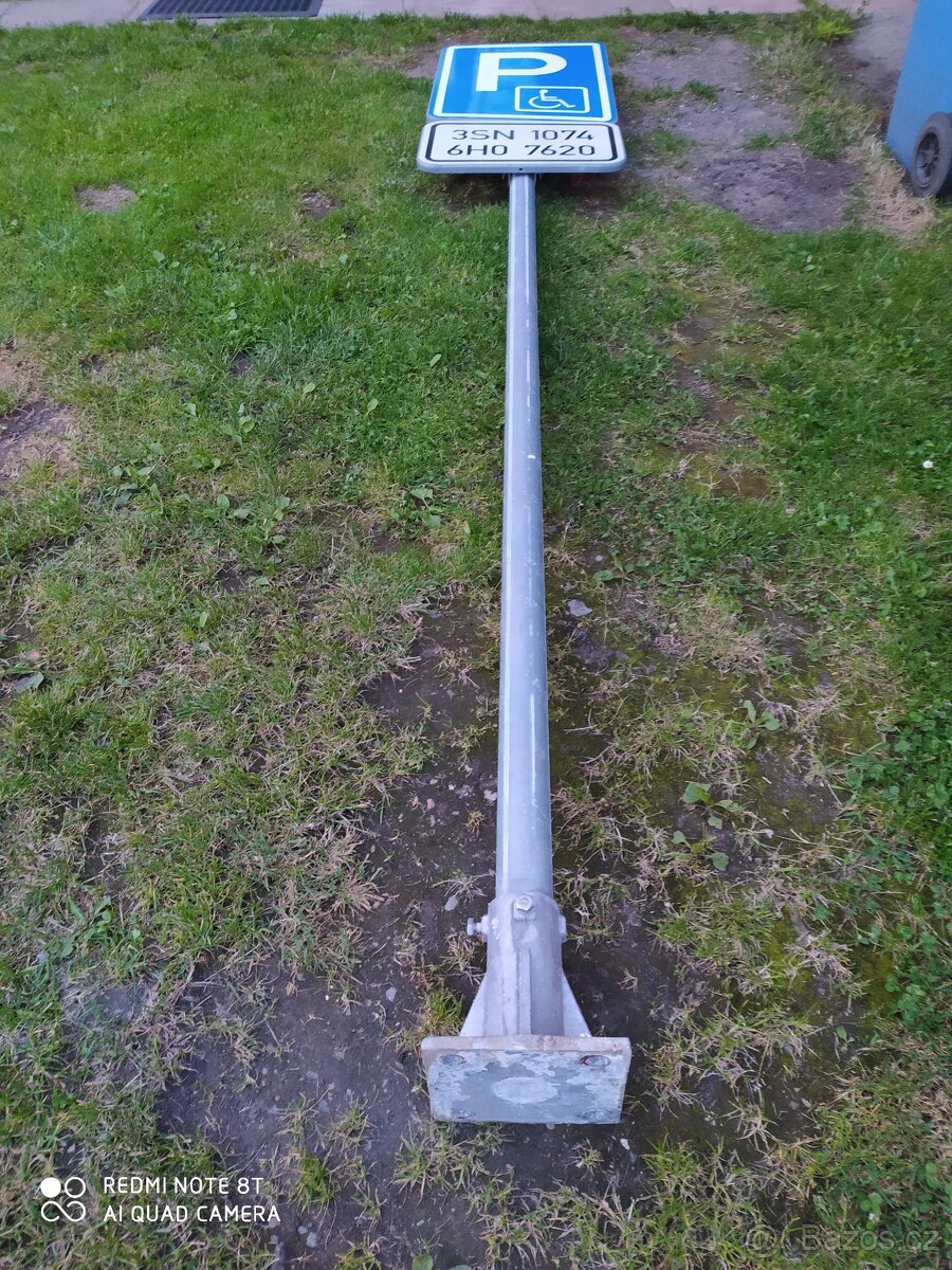 Dopravní značka,parkovací místo pro postižené - 6