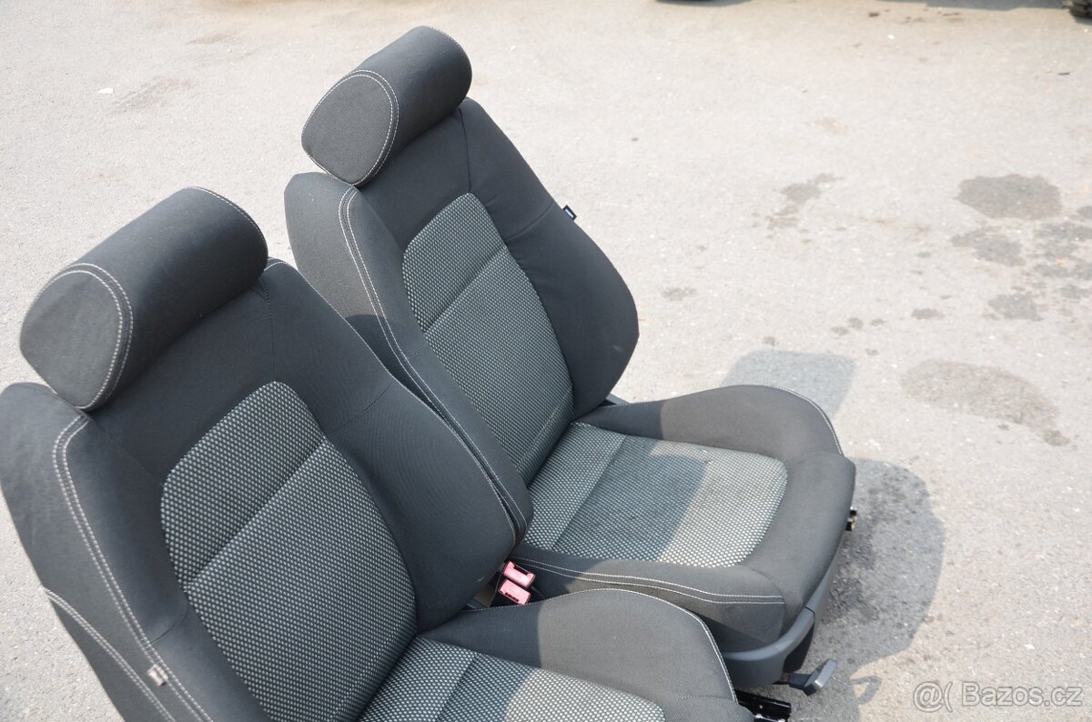 Škoda Fabia 1 - sedačky Sportline, vyhřívané - 6
