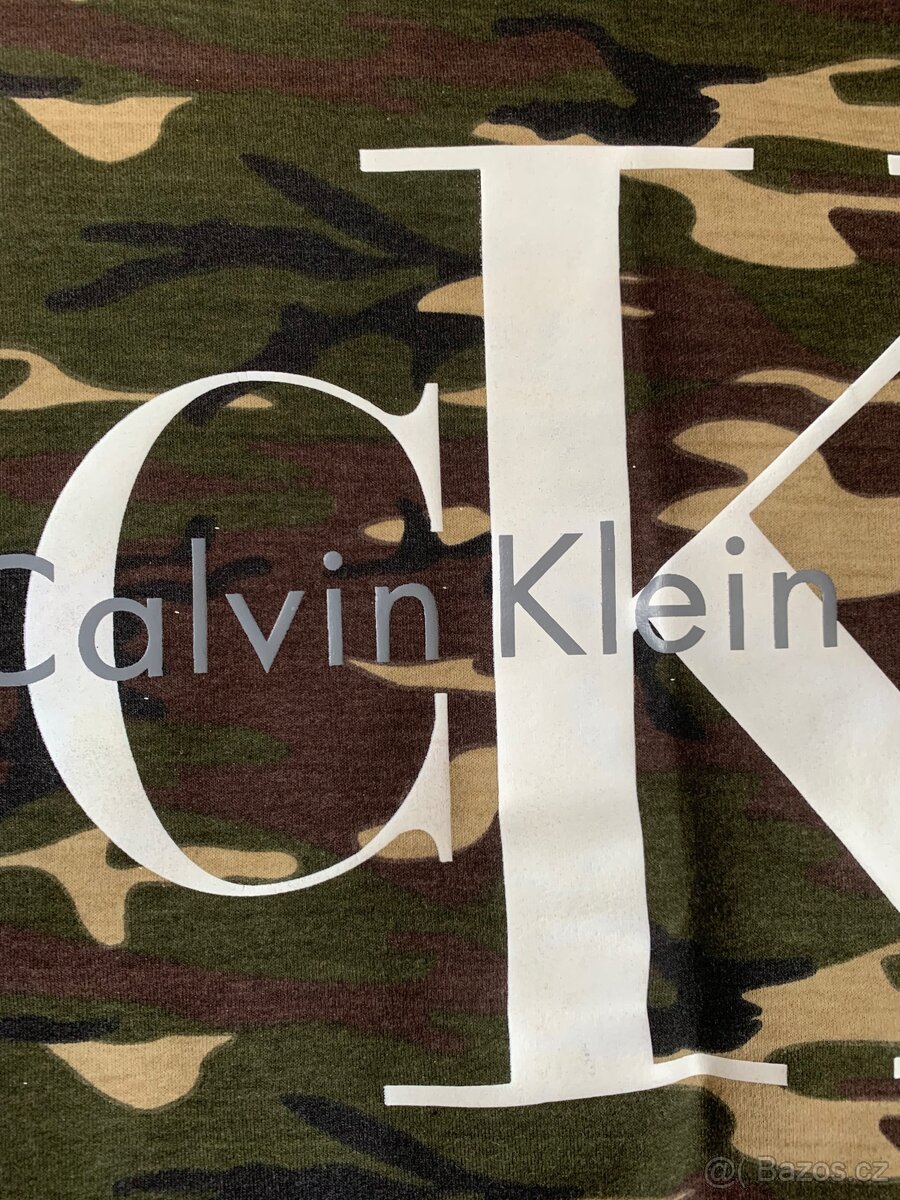 Krasna maskačová mikina Calvin Klein Nova s visackou - 6