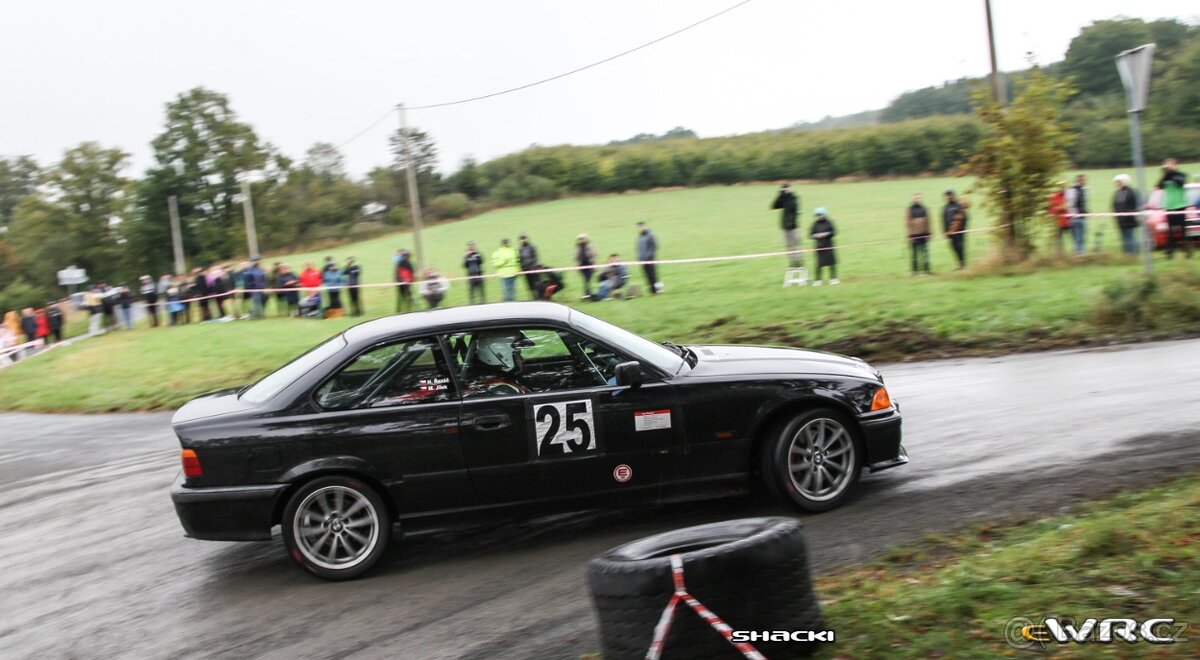 Bmw e36 V8, závodní - 6