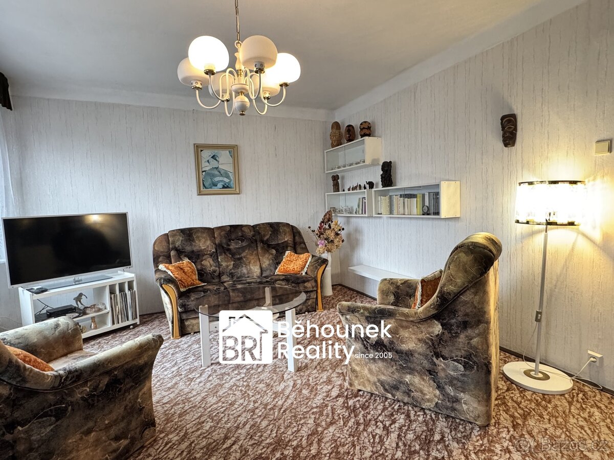 Dvougenerační RD s kanceláří, 2 x garáž, velká zahrada - Pra - 6