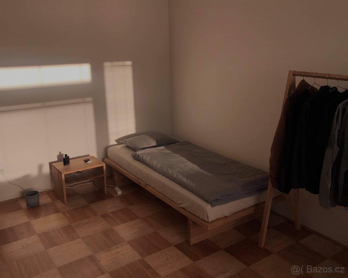 Moderní minimalistický dubový nábytek z masivu - 6