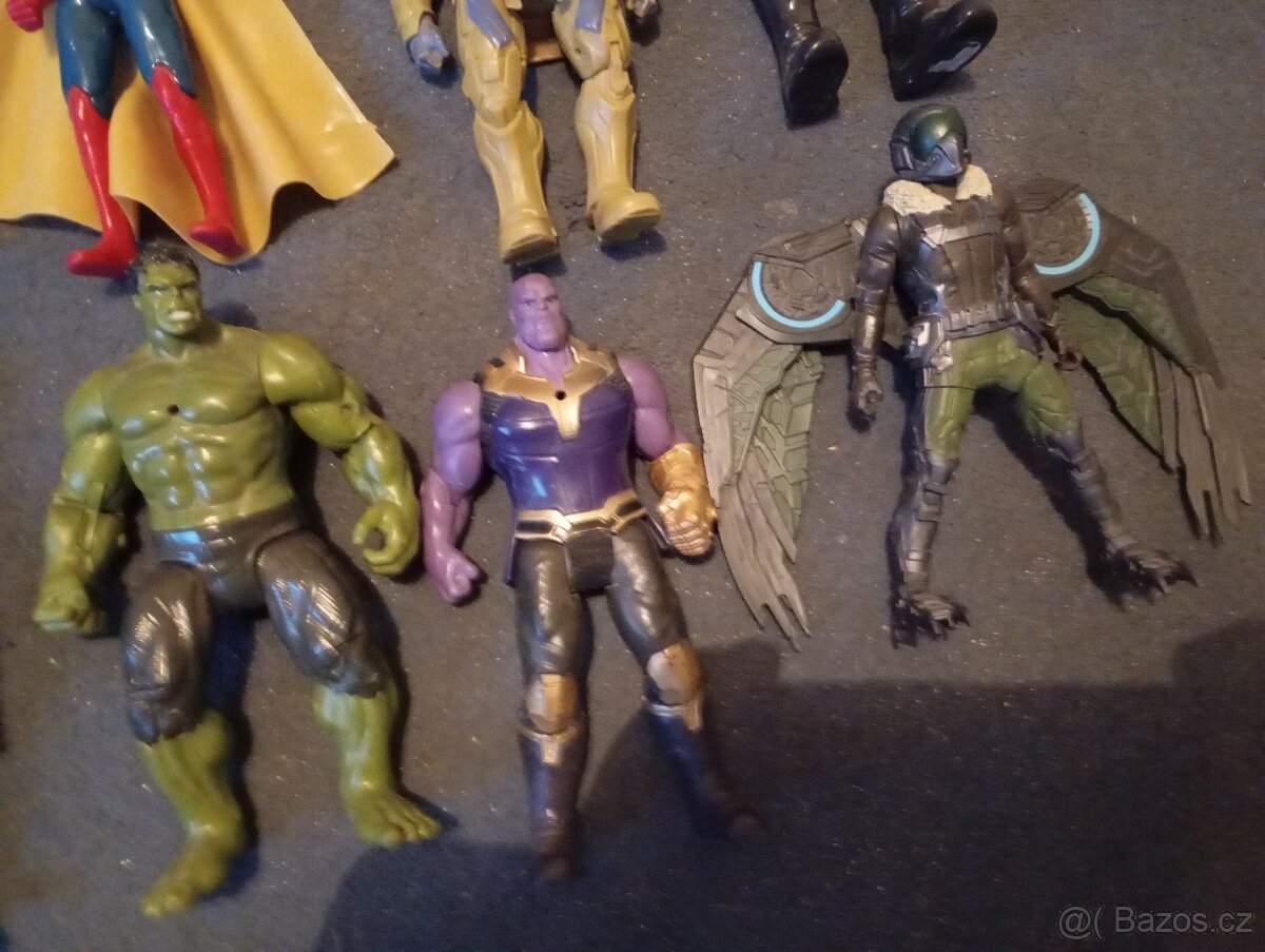 AVENGERS FIGURKY SADA - 6