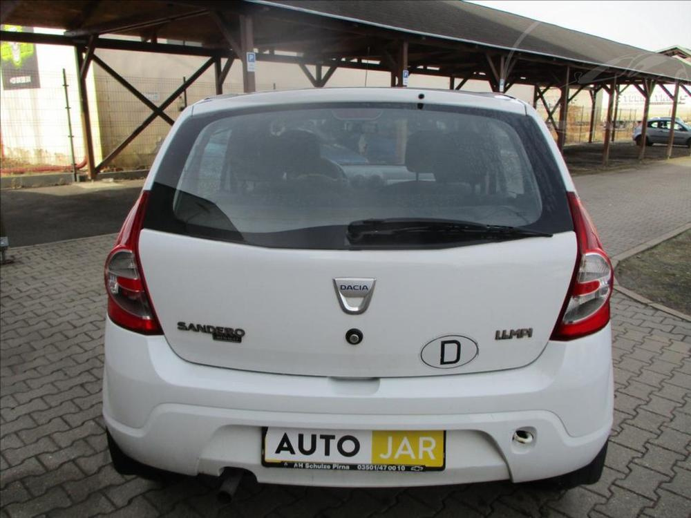 Dacia Sandero 1,4 i - 6