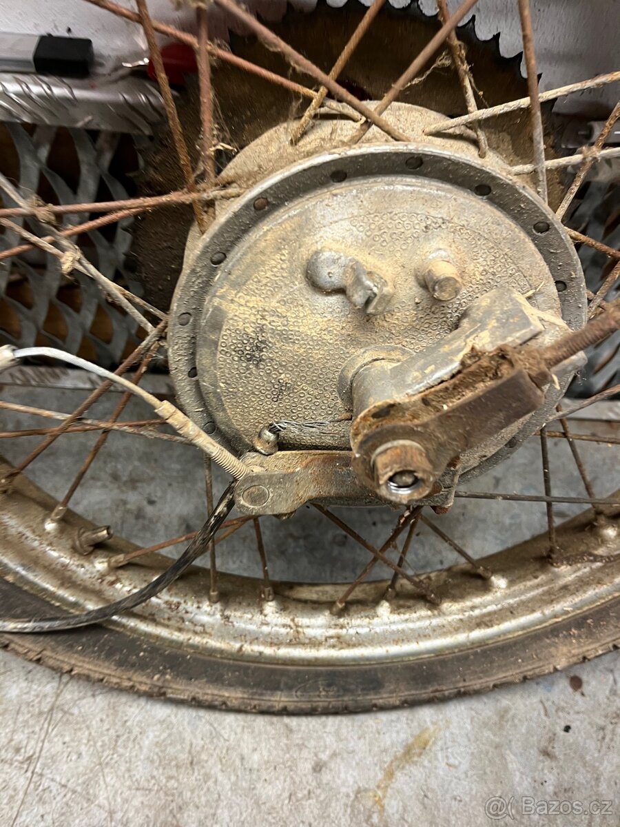 Kola Jawa pionýr/mustang - 6