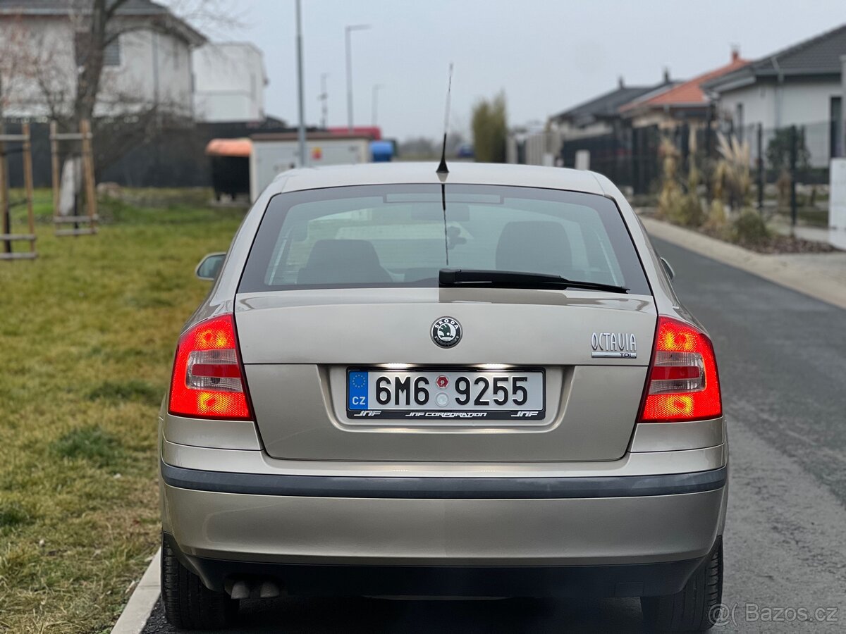 Škoda Octavia 2 1.9TDI 77kw Najeto 235 tis. km - 6