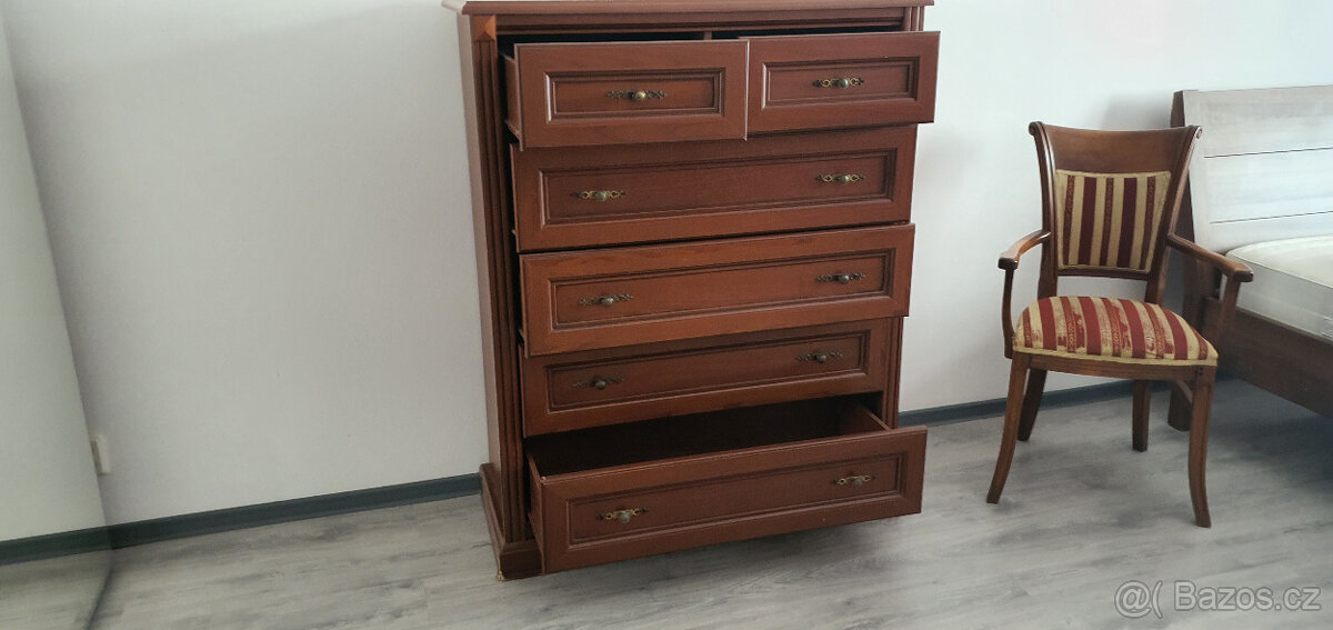 vysoký elegantní komod výborný stav - 6
