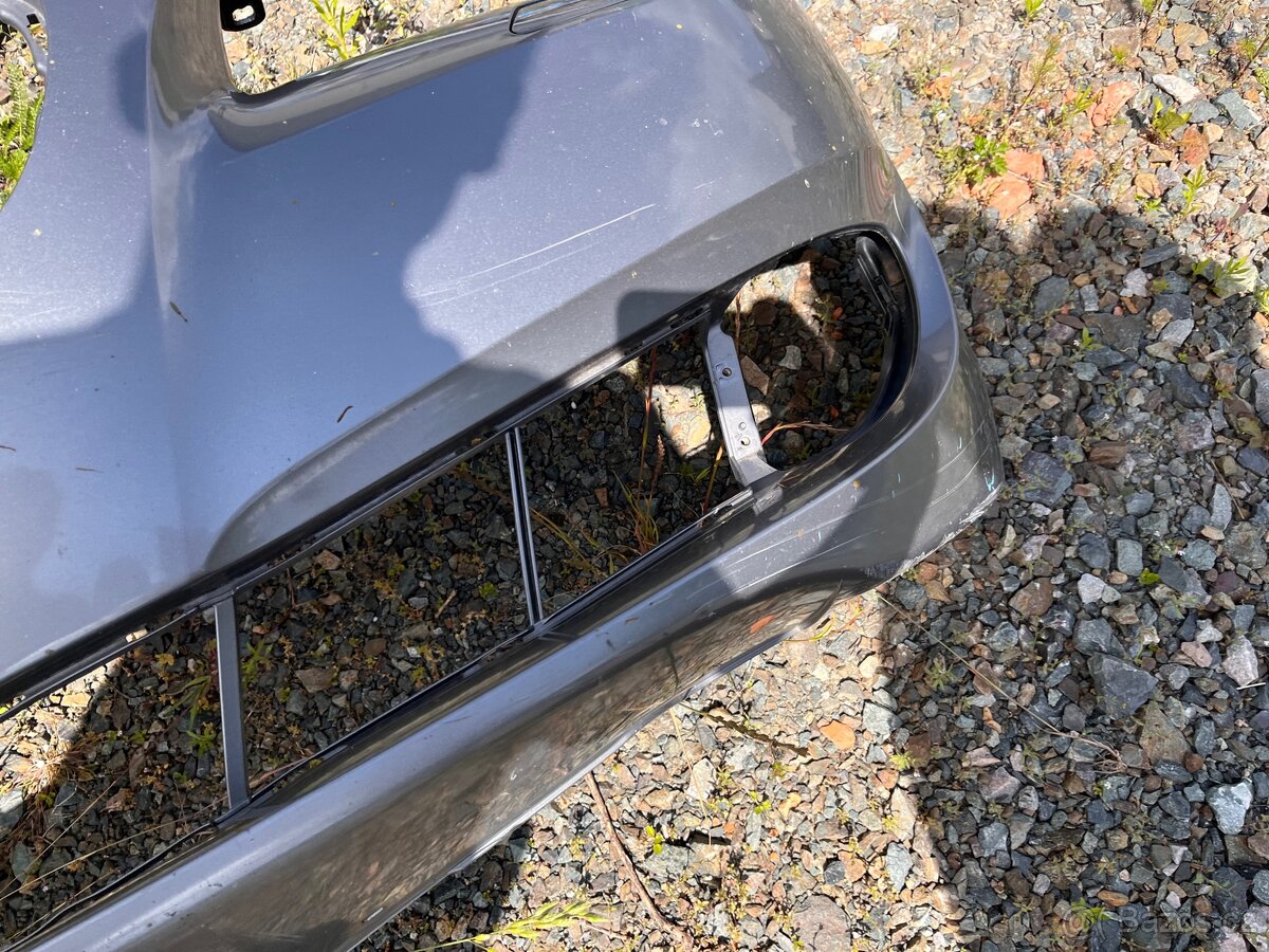 BMW F10 přední nárazník - 6