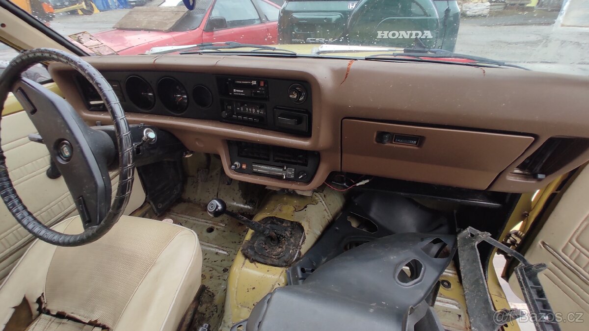 Toyota Corolla ke30 - 6