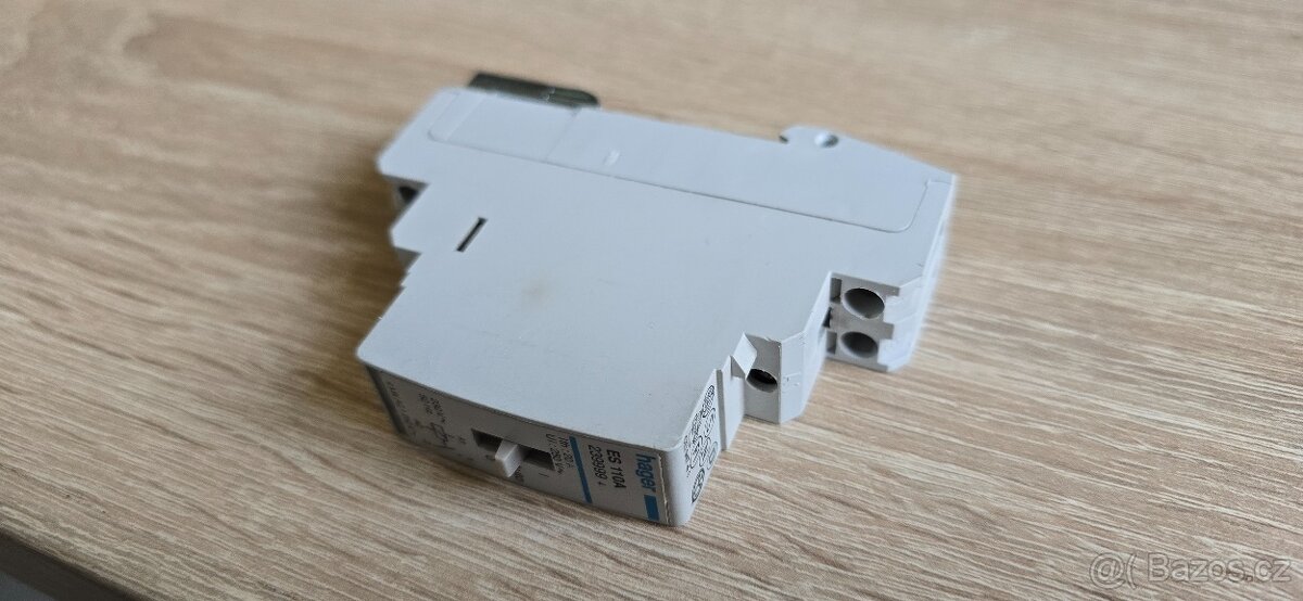 Stykač Hager ES 110A - 6