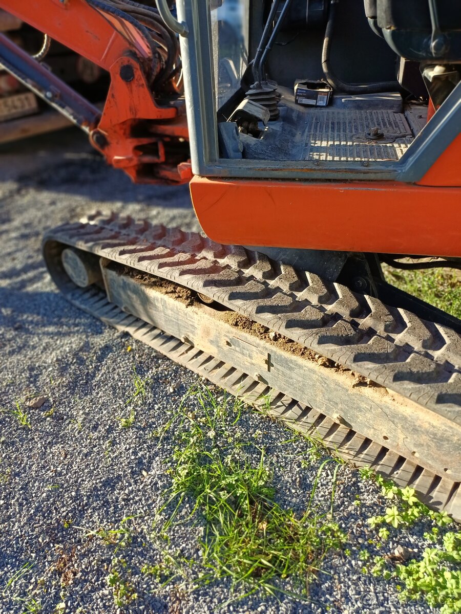 Miny bagr Hitachi ex 30 - 6