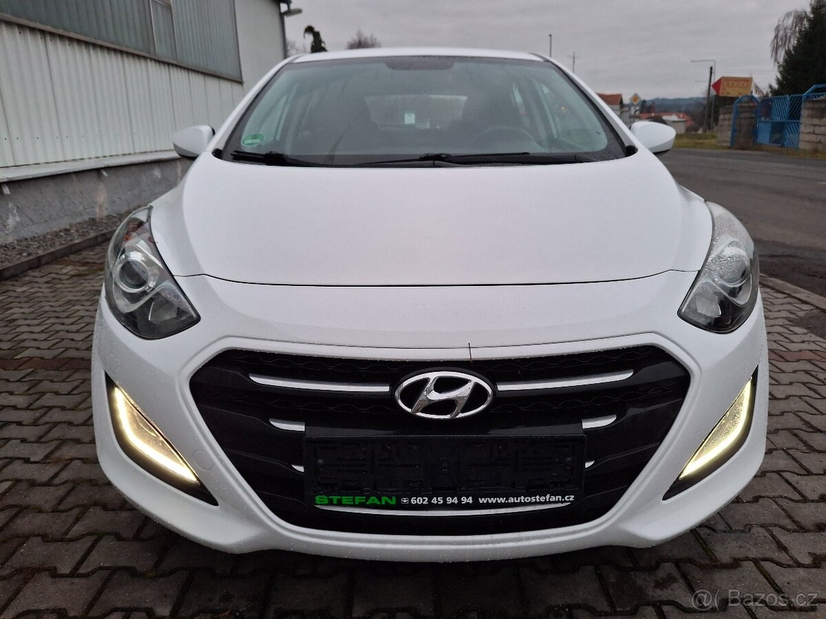 HYUNDAI i30 1.4 16V 74kw - 6