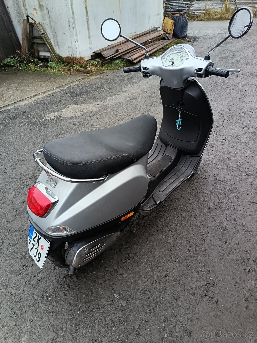 Vespa LX 50 - 6