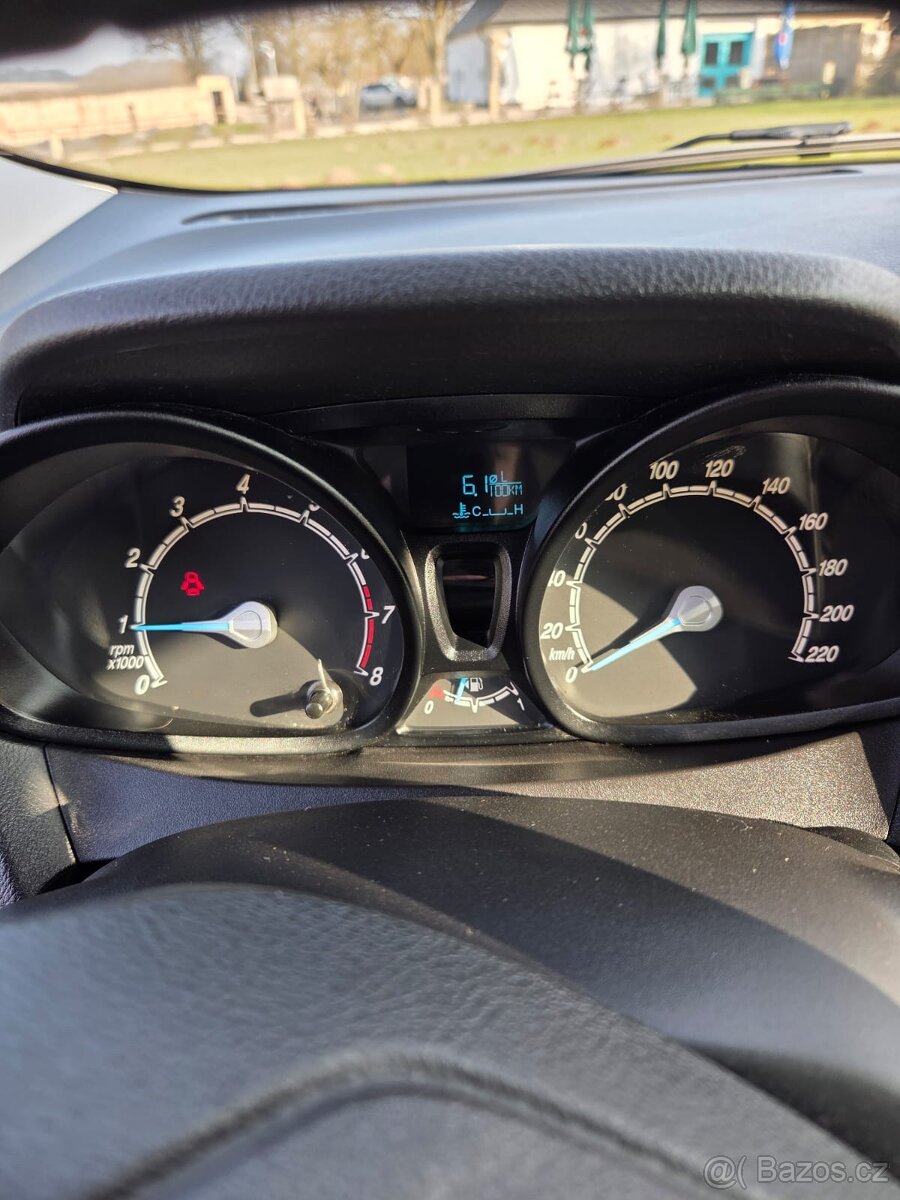 Ford Tourneo Courier - 6