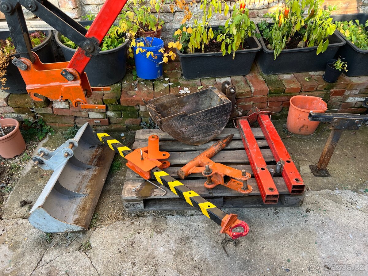 Kráčející minibagr, minirypadlo - 6