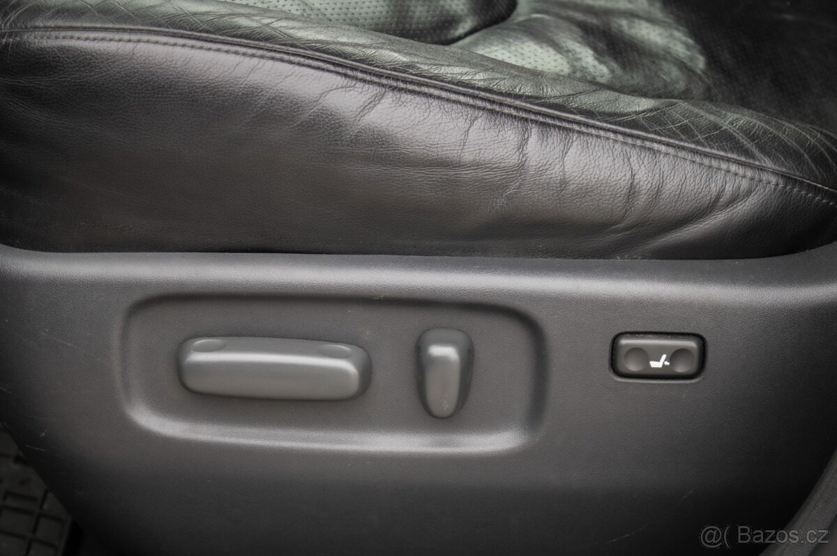 Toyota RAV4 2.2 D-4D - 6