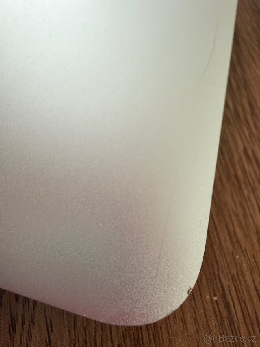 MacBook Air - 6