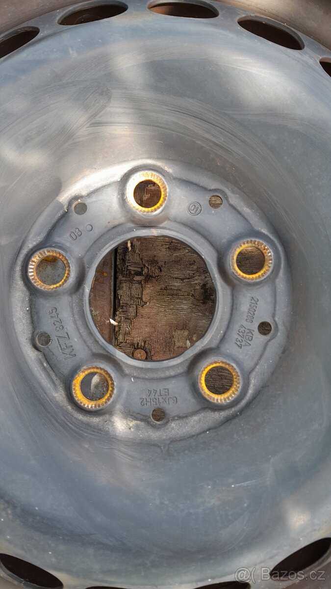 Disky Mercedes 15" - 6