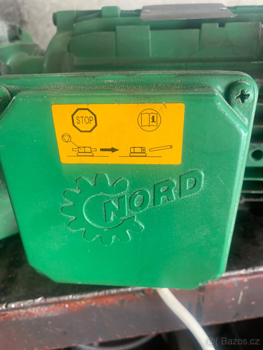 Elektromotor s chlazením a převodovkou - 6