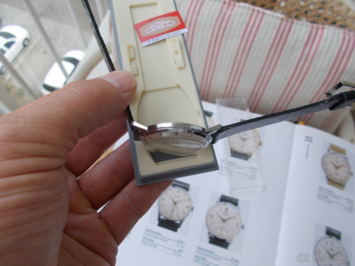 Trezorovky nenošene hodinky prim traktor rok 1960 funkcni - 6