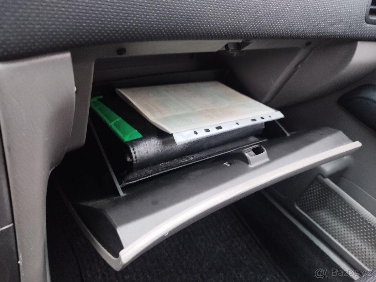 Subaru Forester SG 2.0.i 116kw, manuál.r.v.2006 - 6