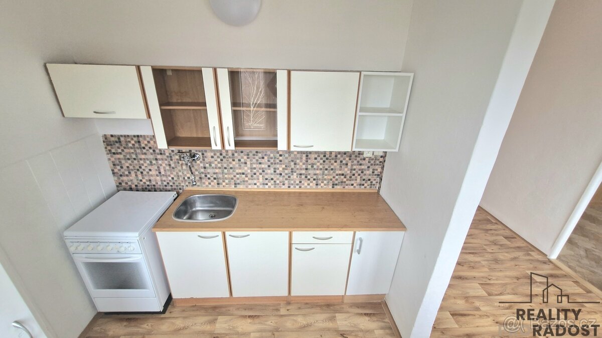 Pronájem bytu 2,5 + 1 ul. Ludvíka Podéště, Poruba - 6