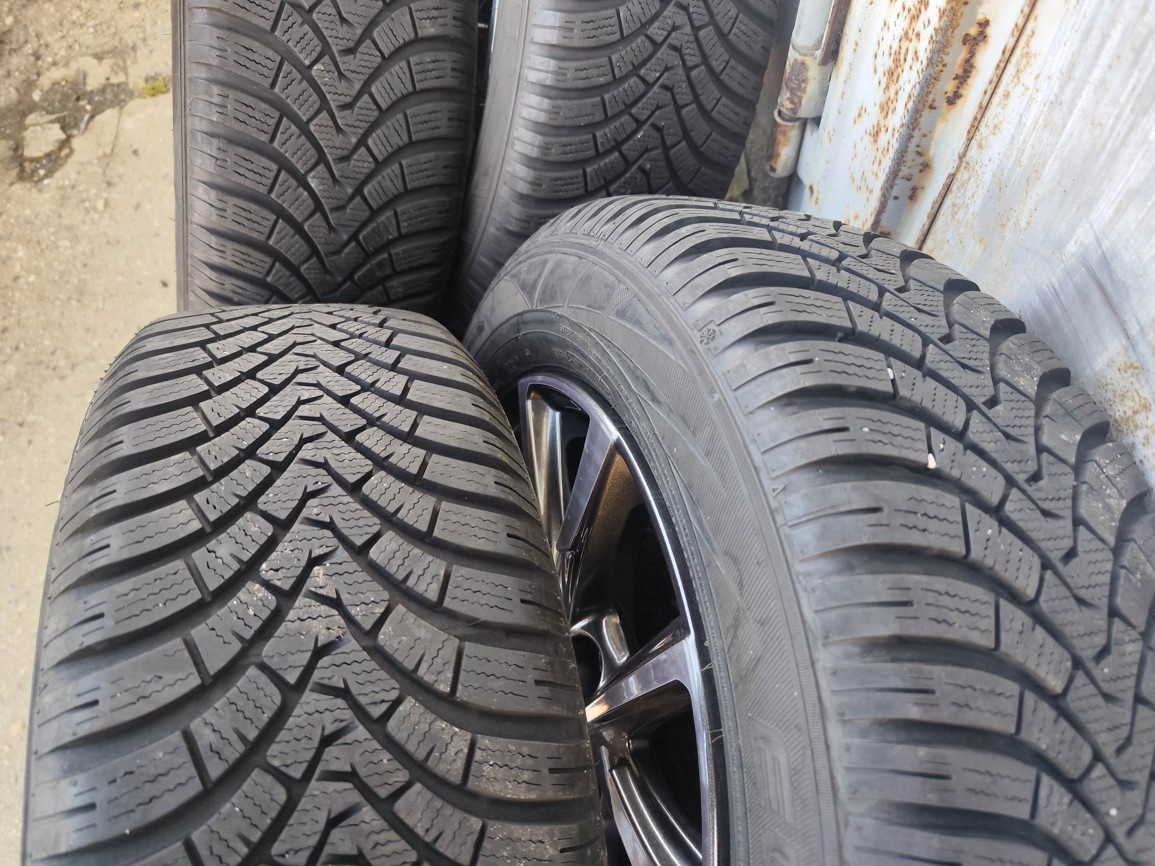 16"zimní alu sada 5x114 origo Mazda CX3 3 BM 6 5 215/60 - 6