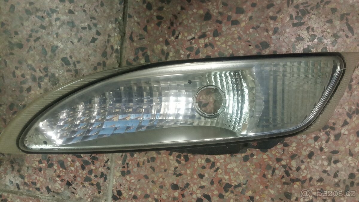 Prodám díly předku Smart Forfour 2004 - 2006 - 6