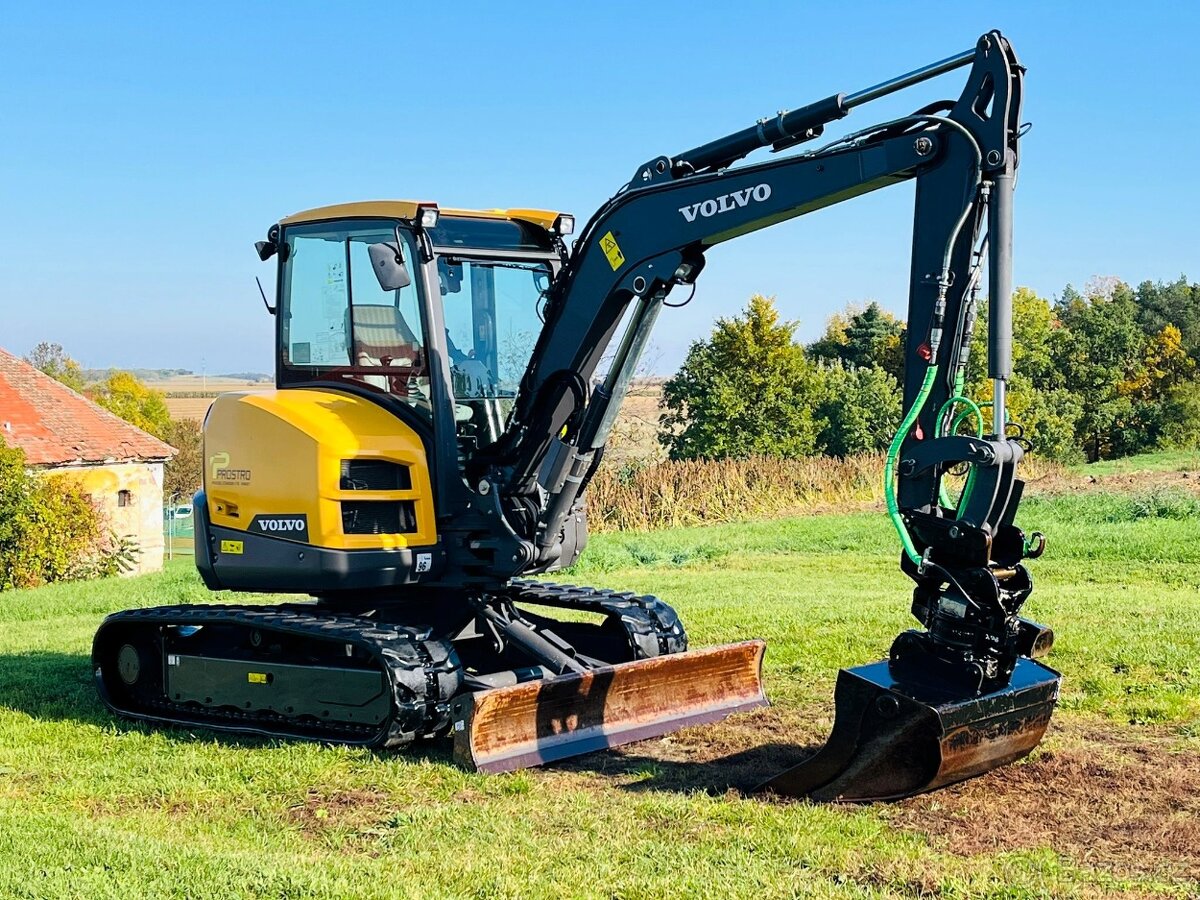 Pásové rypadlo Volvo ECR50D - 6