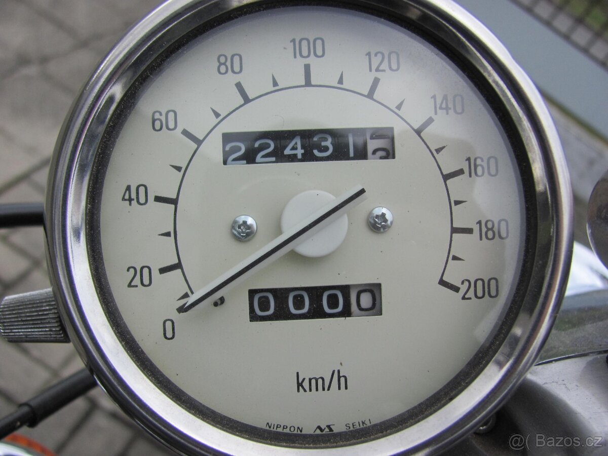 Yamaha XV 750 Virago - 6