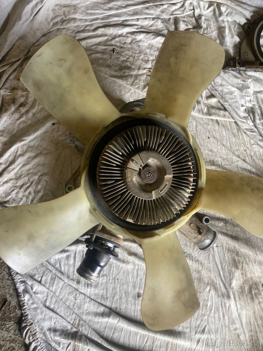 Díly motor 5,7 hemi V8 Dodge ram - 6