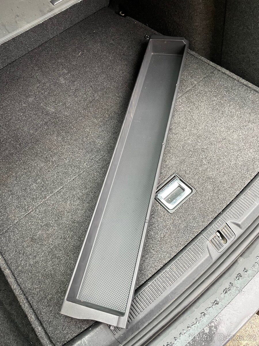 Dvojité dno kufru Škoda Octavia II - 6