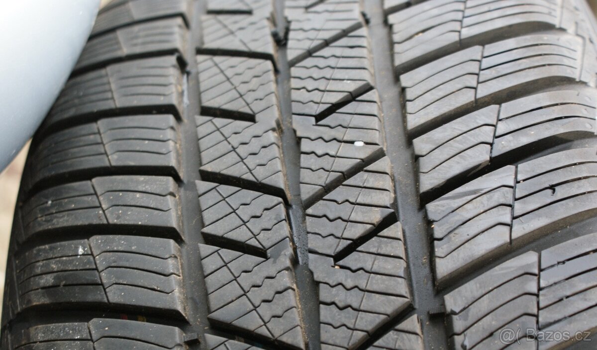 RH alu R17 na VW Seat Skoda Audi 5x112 zimni pneu 225/50 - 6