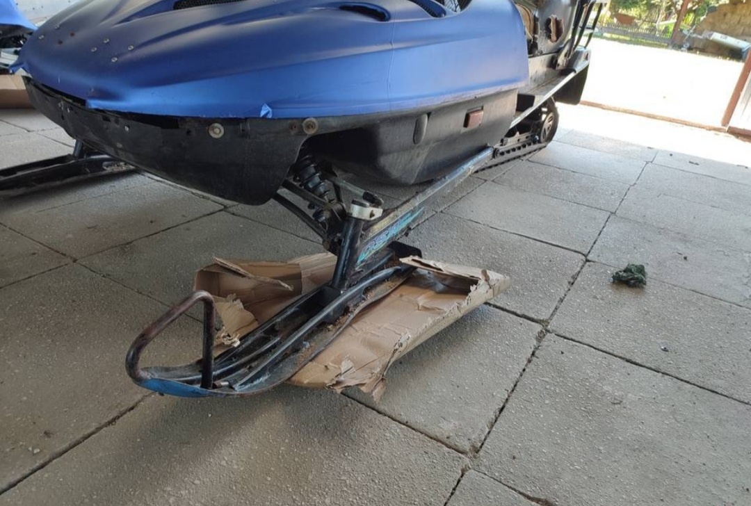 Díly pro sněžný skútr Ski Doo Skandic 500 - 6