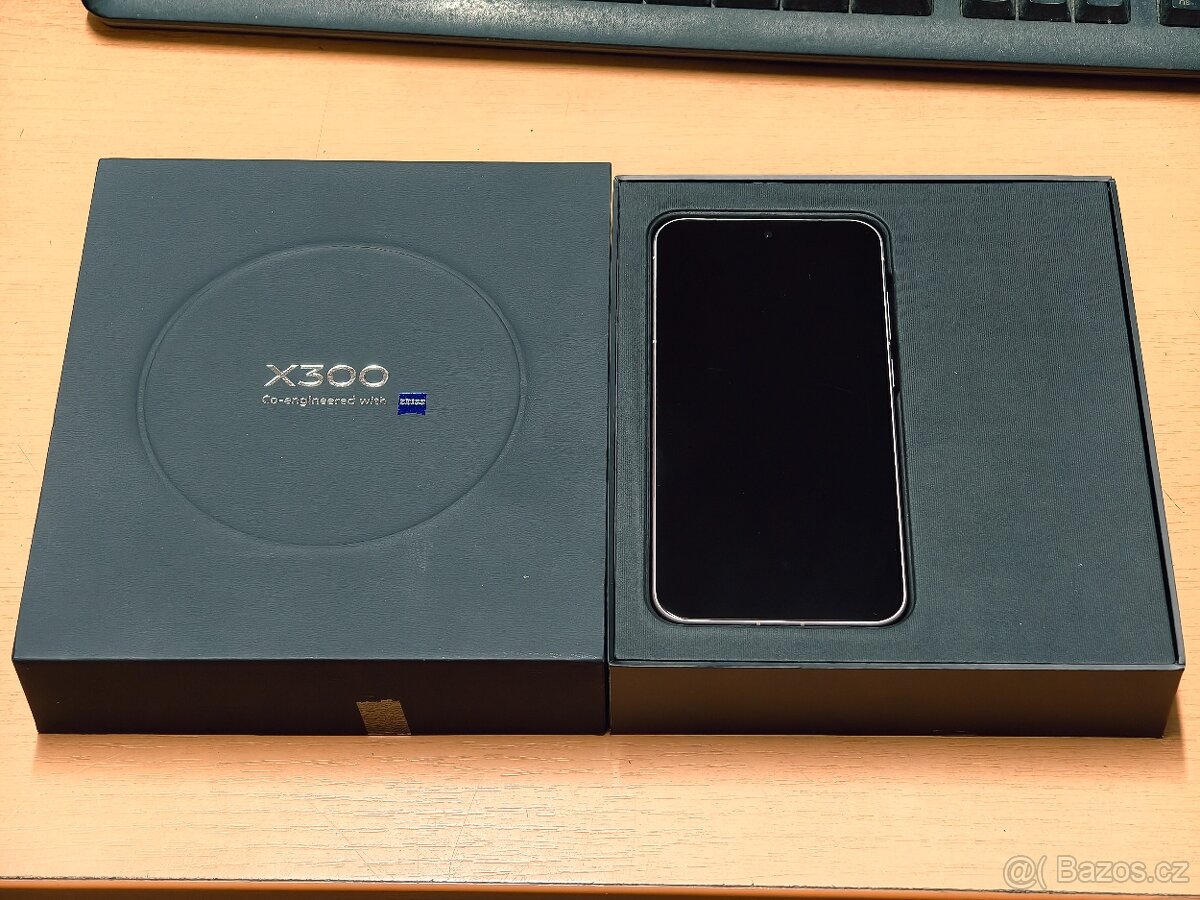 Vivo X300 12/512gb_ZEISS - 6