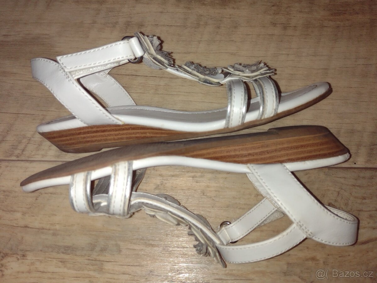 Sandálky bílé vel.32 (spíš 31) - 6