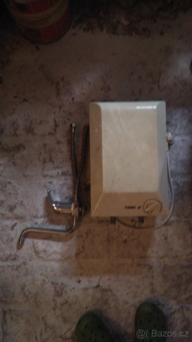 Průtokový ohřívač NIBE - 6