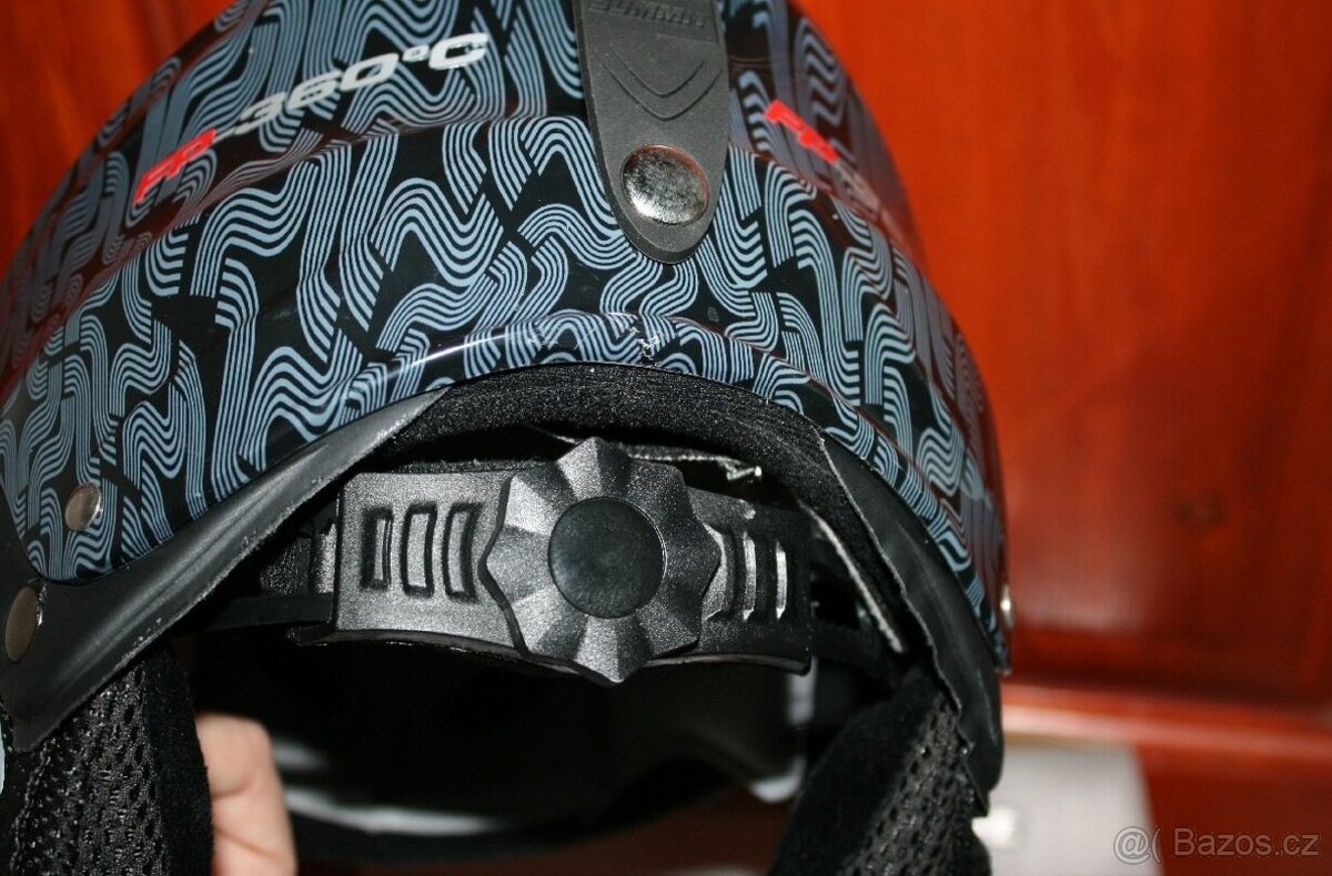 detská helma na lyžovanie - 6