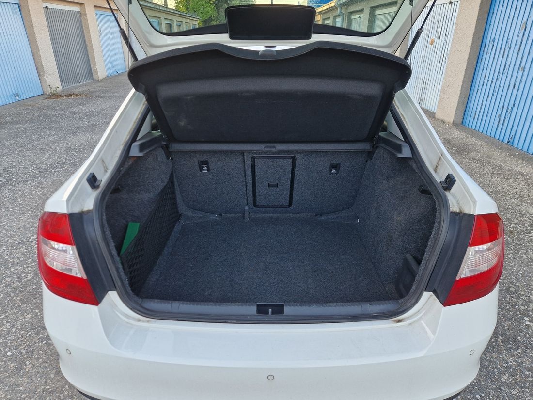Škoda rapid 1.6 - 6