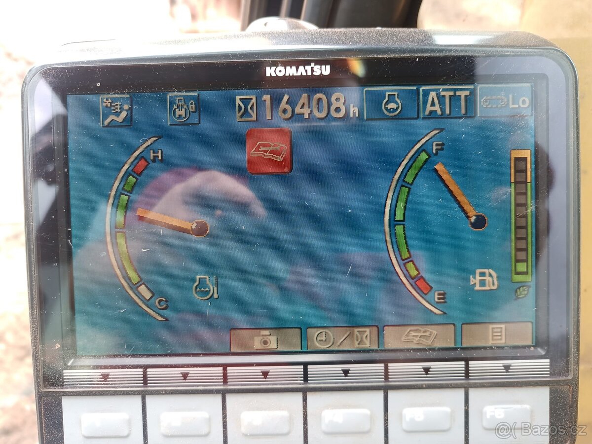 Prodám komatsu pc 138us - 6