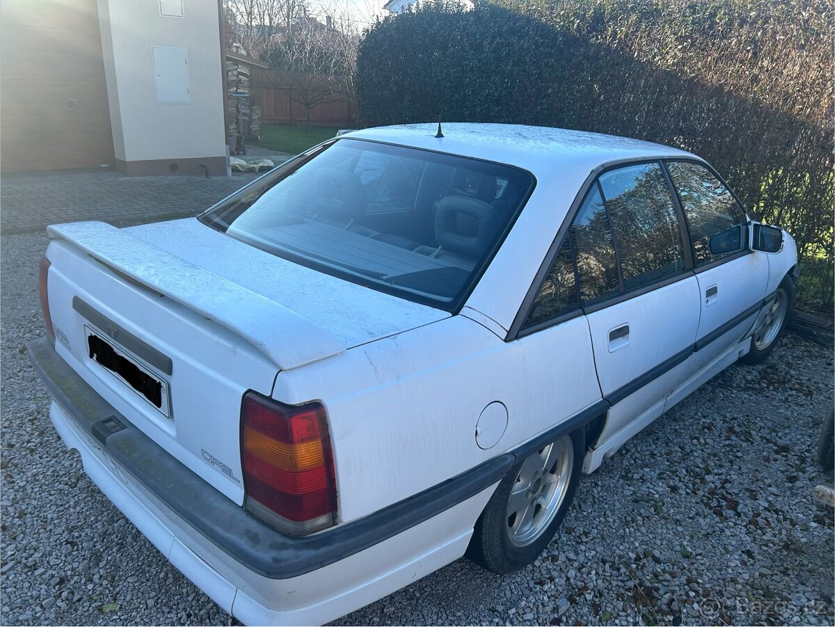 Opel Omega 89 - 6