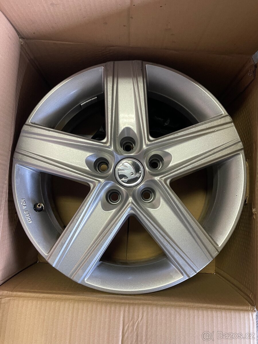 Alu kola Škoda 16 rozteč 5x112 - 6