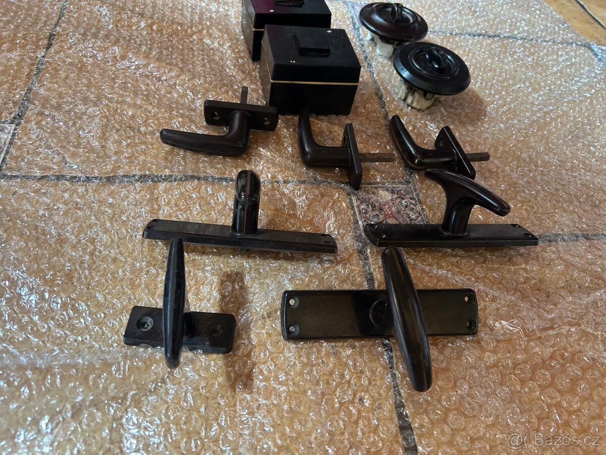 Staré bakelitové věci - 6